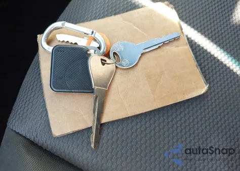 2007 Mazda Mazda5 Touring из США, поврежденный, VIN JM1CR293870143641